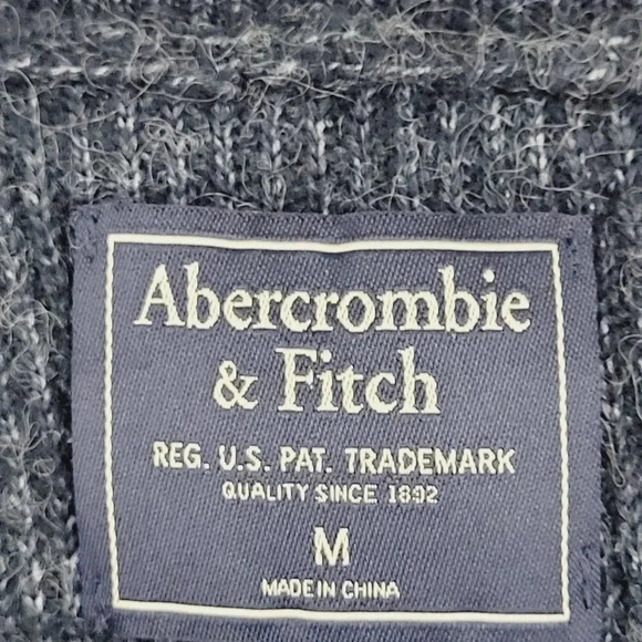 Abercrombie & Fitch Women's Knit Sweater M Slit back 11CT - Picture 4 of 7